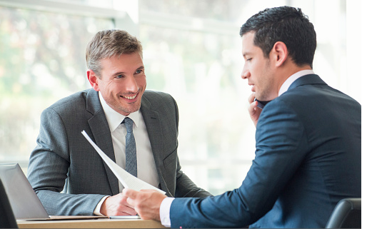 When choosing telecom services, go independent over traditional